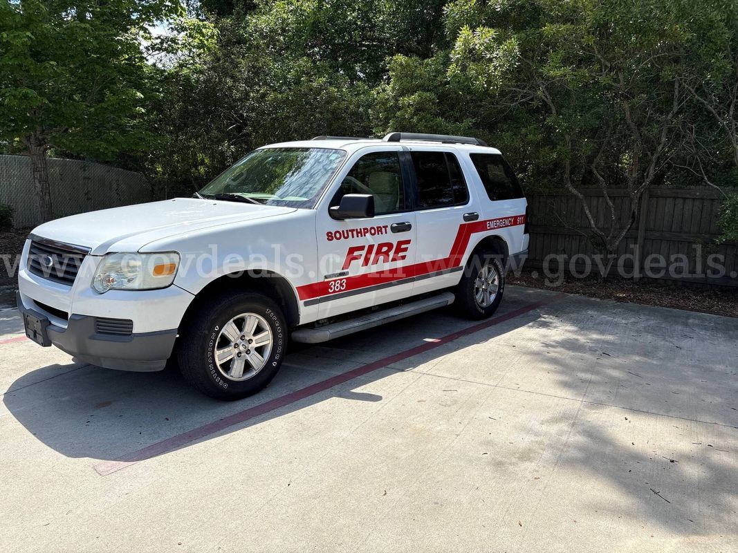 2006 Ford Explorer XLS 4.0L 2WD