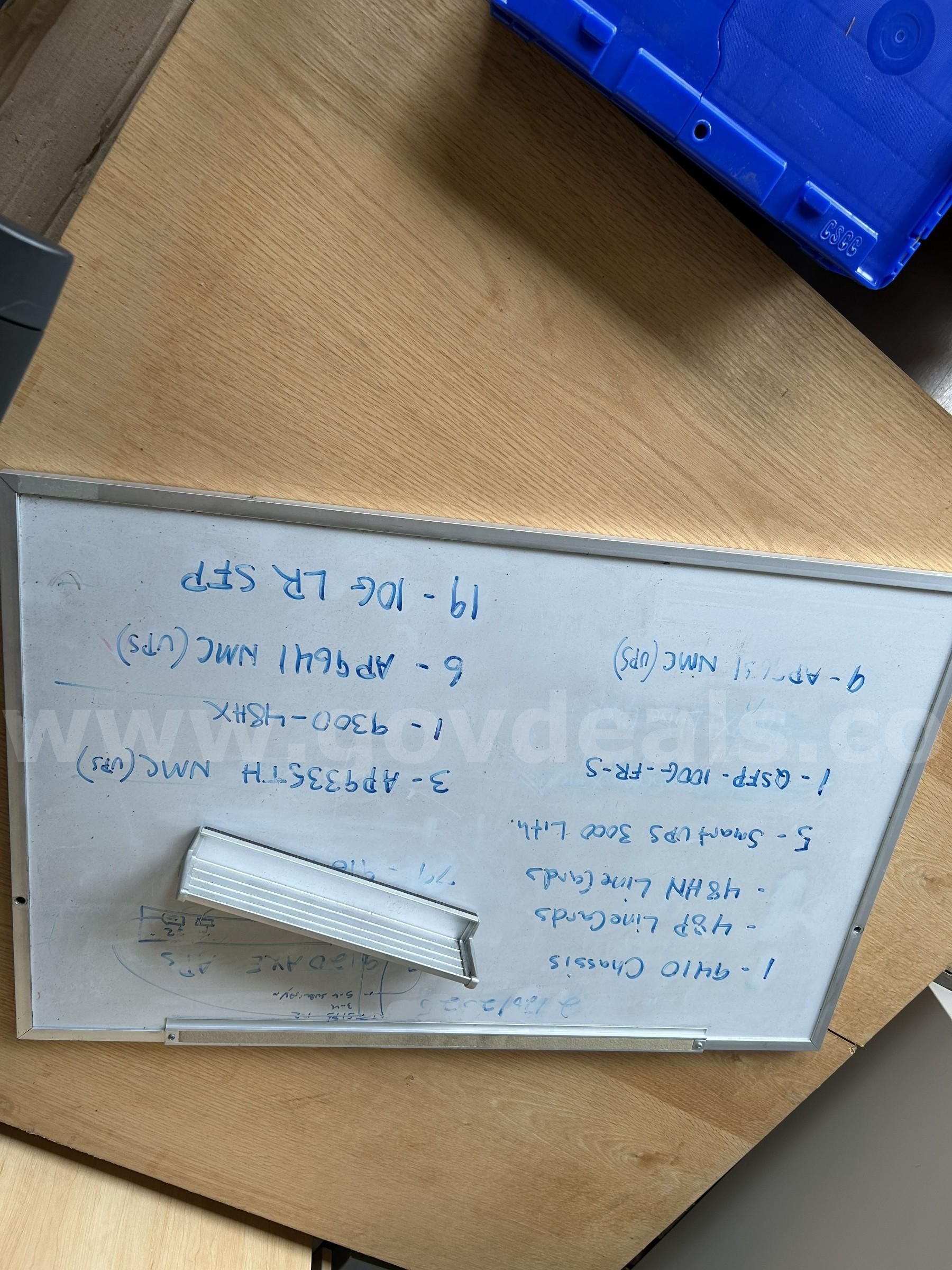 Used Whiteboard (S2)