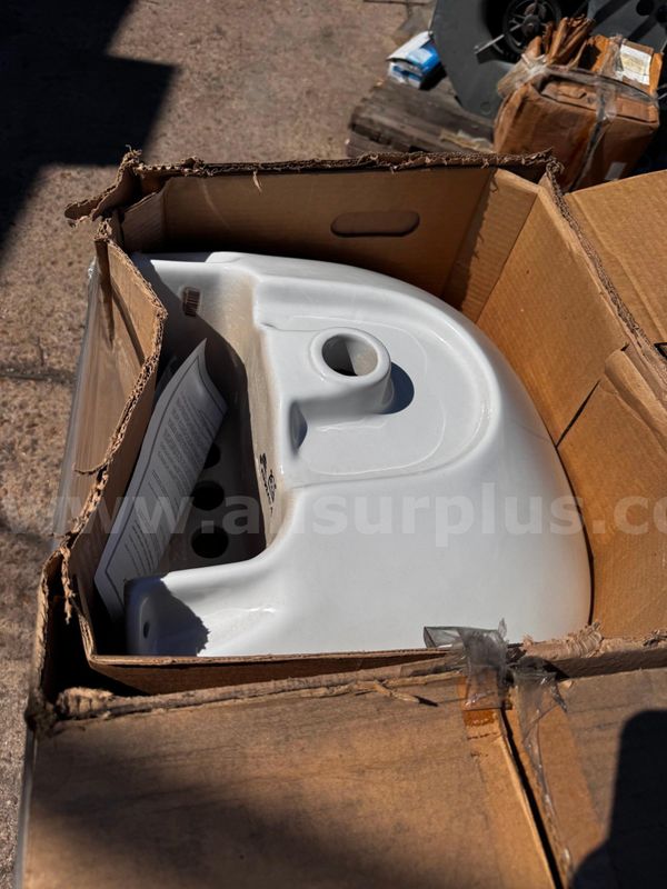 (6) Vortens 3510-02-V Vienna Senna Molisse Vitreous China White Lavatory Pedestal