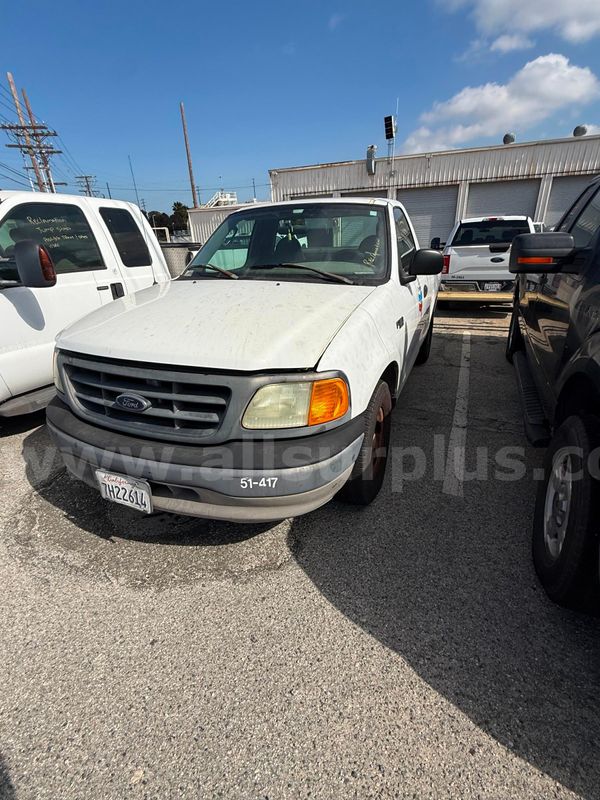 2004 Ford F-150, Regular Cab, 2 Door