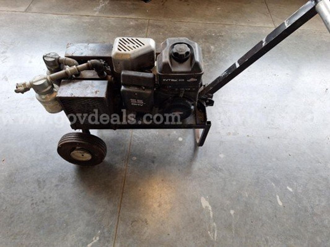 CHERNE INDUSTRIES Vacuum / Pressure Test Pump