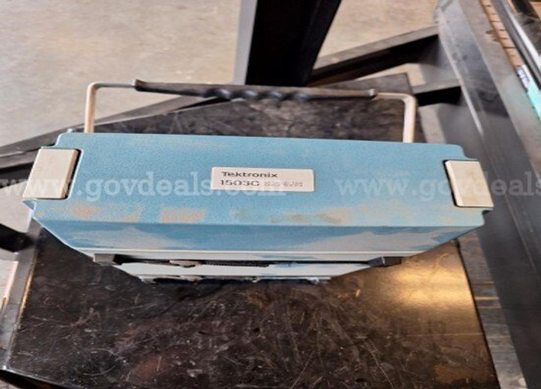 TEKTRONIX 1503C TDR Cable Tester