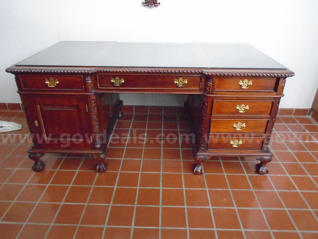 Carved double pedestal executive partners desk (mahogany)