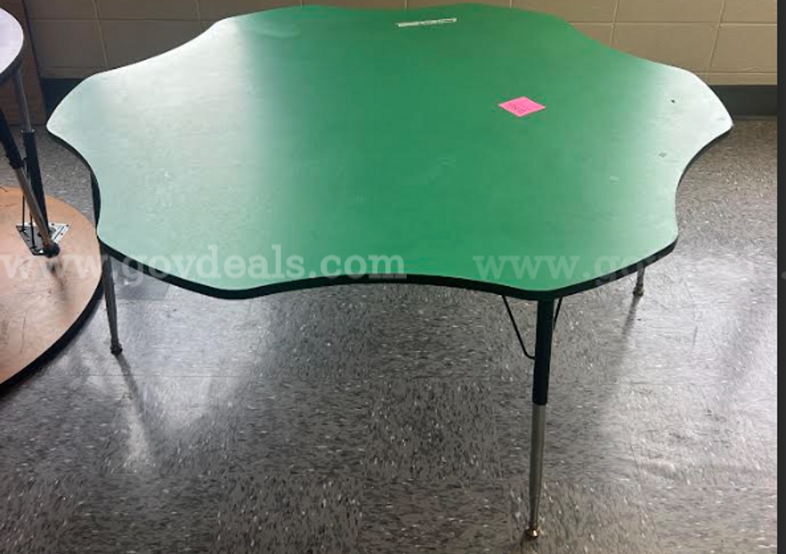 Lot of Round and Student Tables
