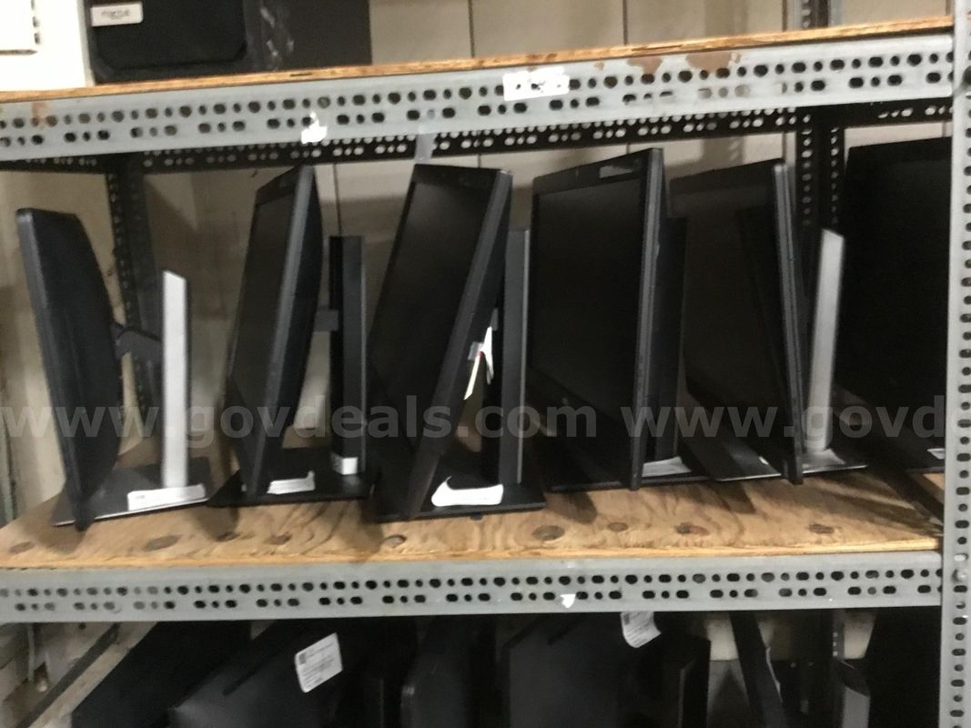 lot of 5  Optiplex 7440 All in One PC