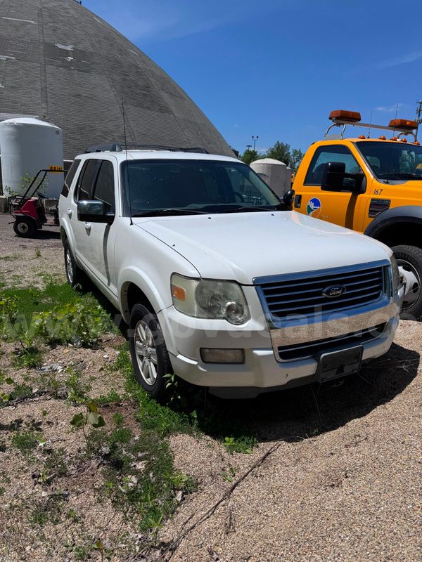 2010 Ford Explorer