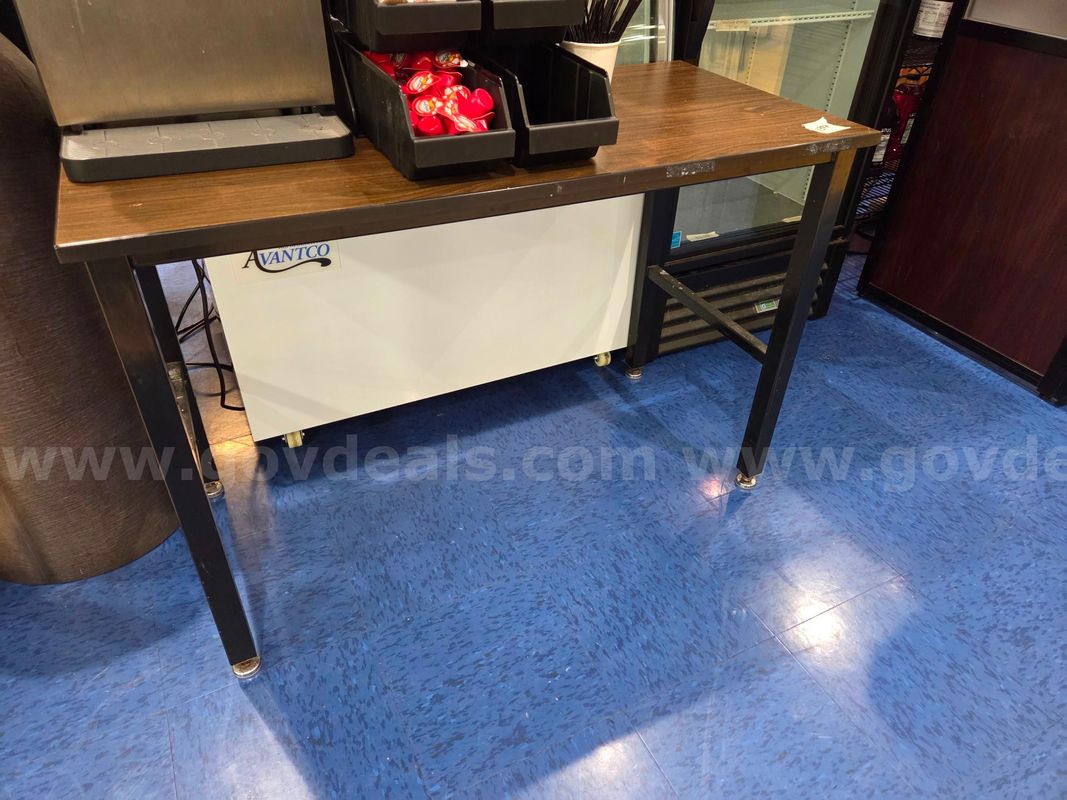 20"x42" Table with Metal Legs
