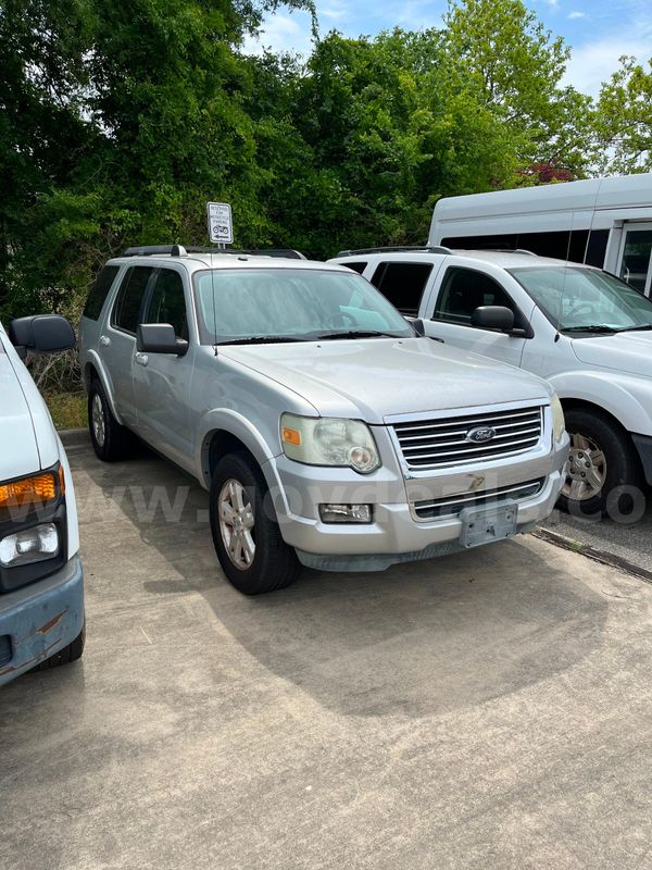 2010 Ford Explorer