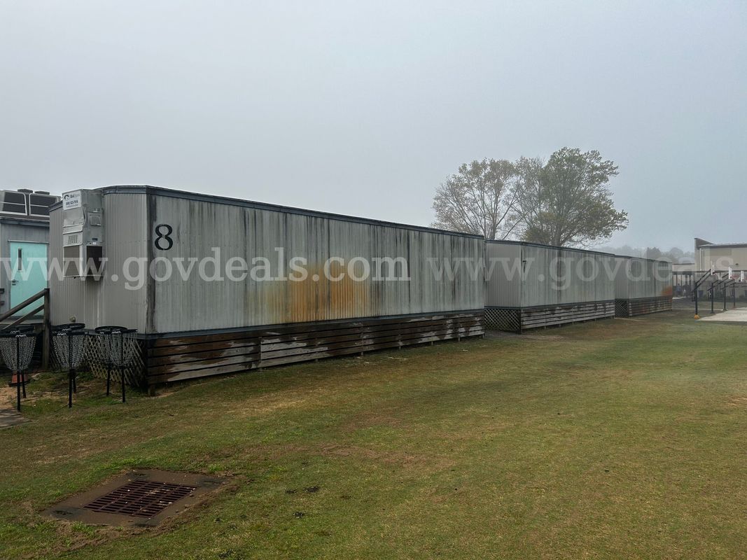 4  Portable Trailers- 14'x45' Diamond Builders Inc