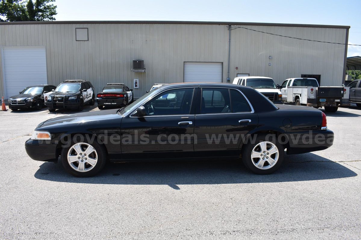 2010 Ford Crown Victoria
