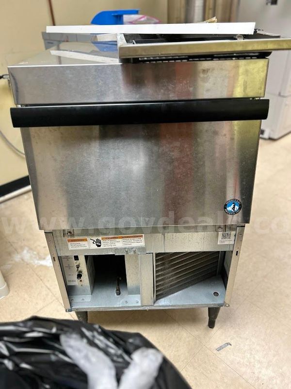 Hoshizaki America Inc Ice maker