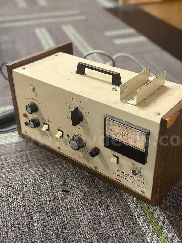 Synchronic Model US-200 Ultrasound Muscle Stimulator