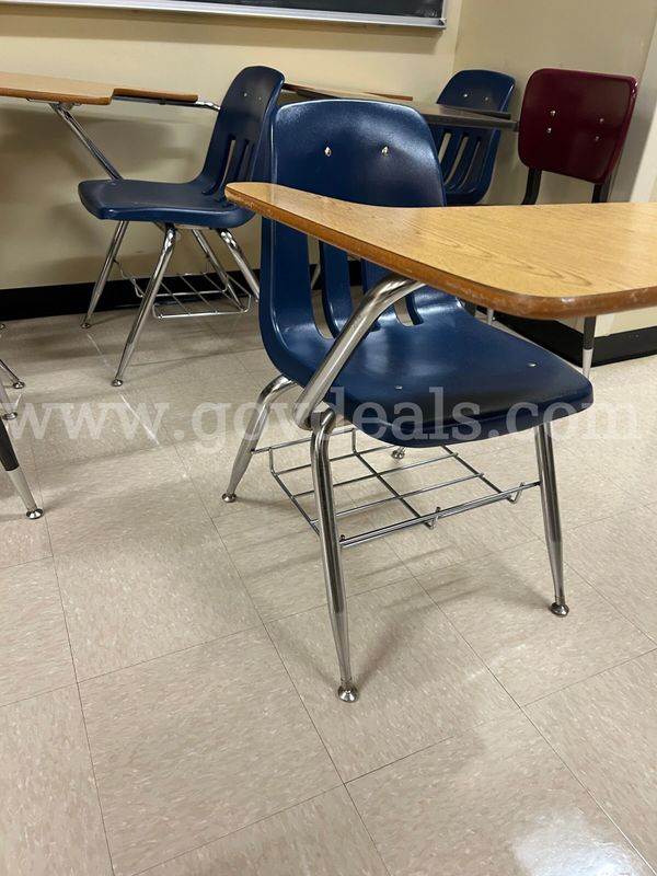 Lot of 6 School Desks (Blue)