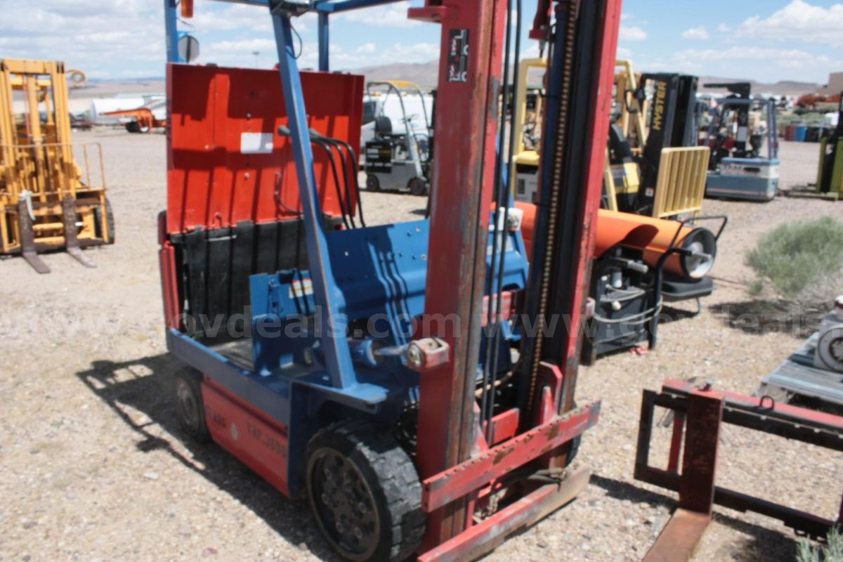 MSTS FY26-102: Toyota Automatic Loom  Forklift Model 5FBC20 1.8ton