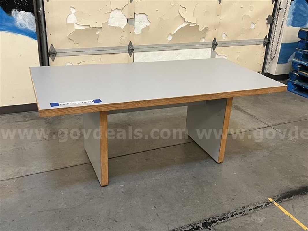 Desk Lot A-954
