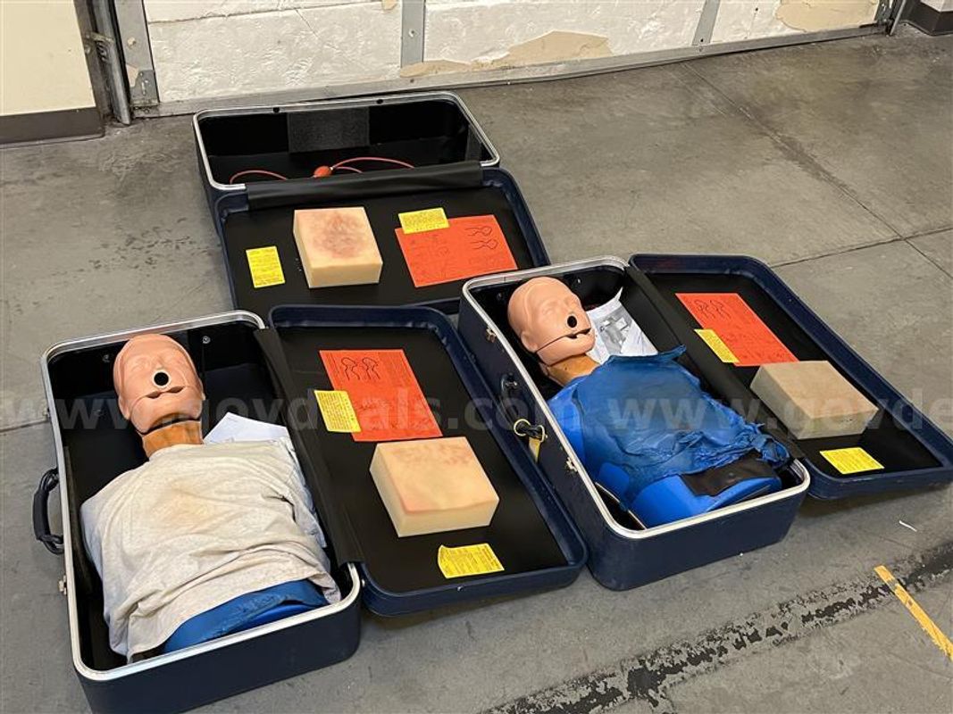 CPR Manikins Lot A-960