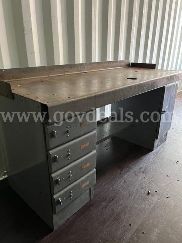 Work bench