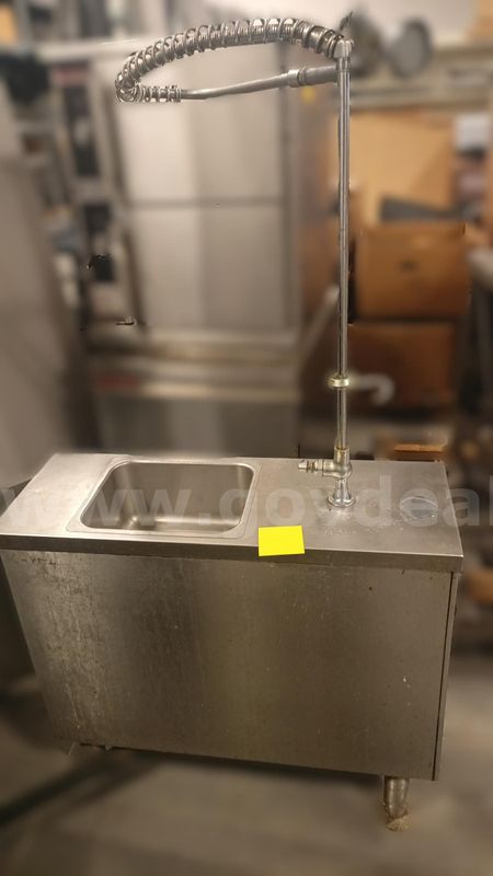 Vulcan Commercial Sink Station - fair shape.