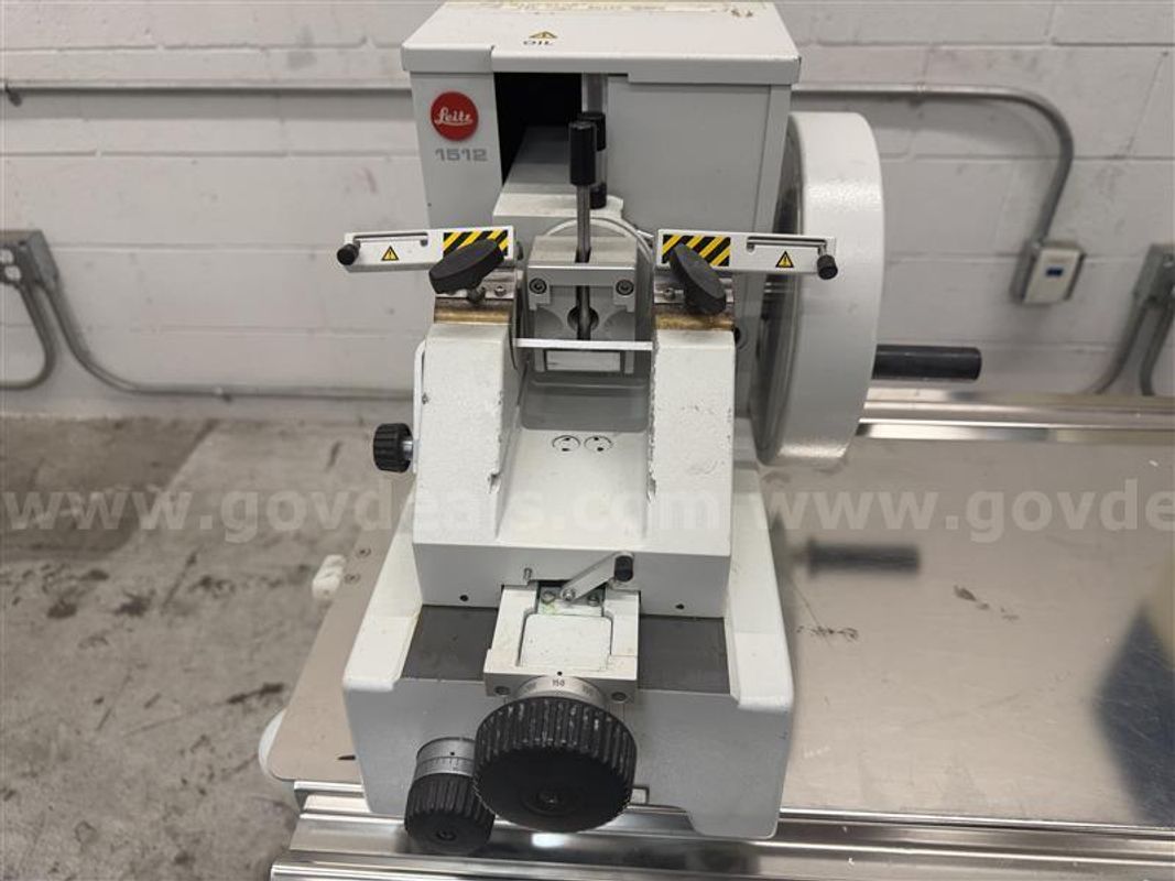 Leitz 1512 Manual Rotary Microtome, Sn#05944459
