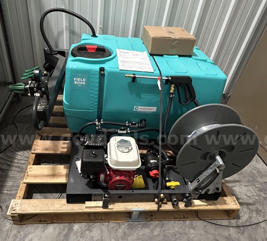 Field Boss 365- 100 gallon- Never Used!