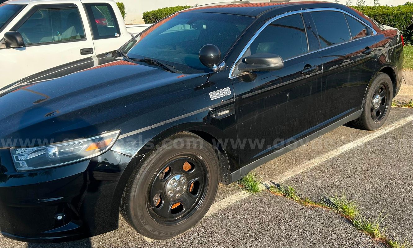 2018 Ford Taurus