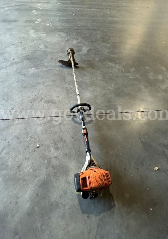 Orange 2021 Stihl Fs131r Loop Handle Weed Eater