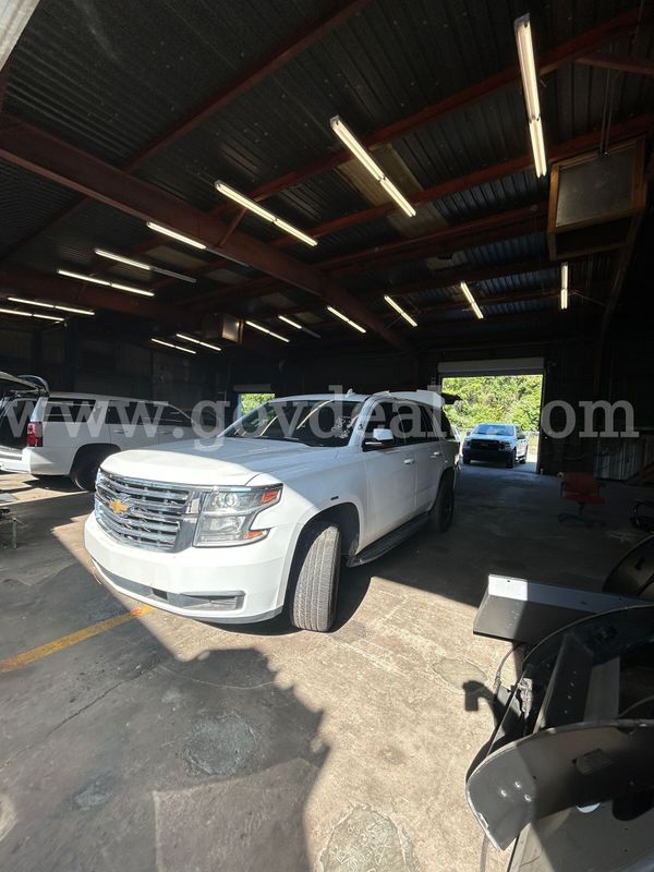 White 2020 Chevrolet Tahoe
