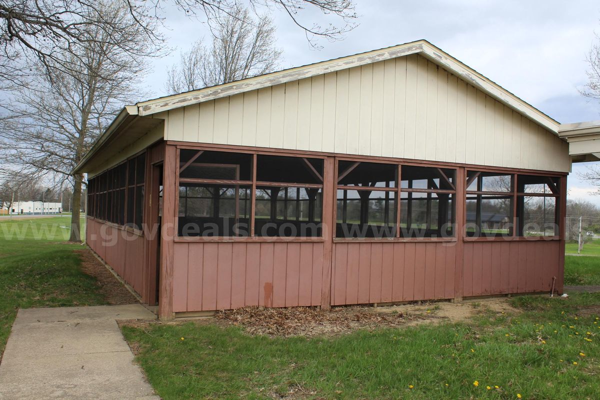 Pavillion building