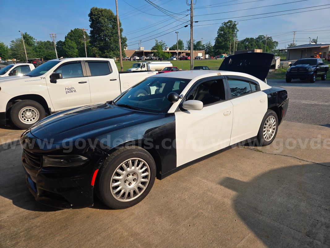 2015 Dodge Charger WRECKED HEMI AWD