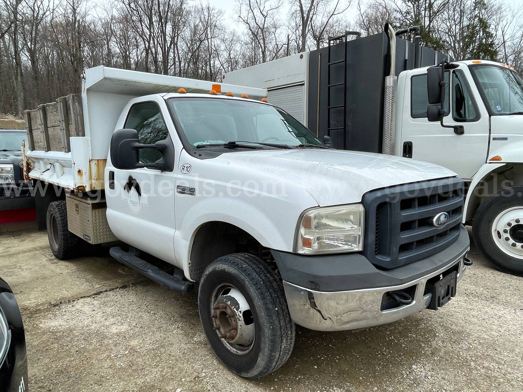 2007 Ford F-350 SD XL DRW 4WD