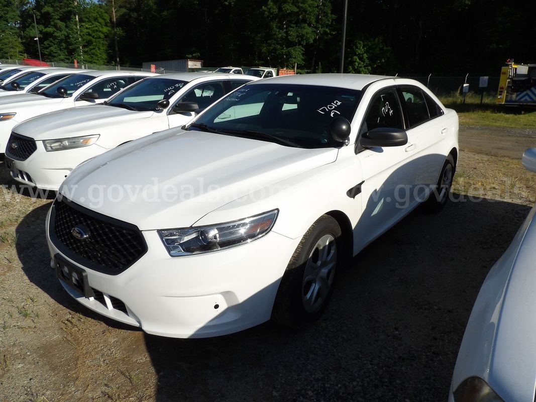 2017 Ford Taurus AWD