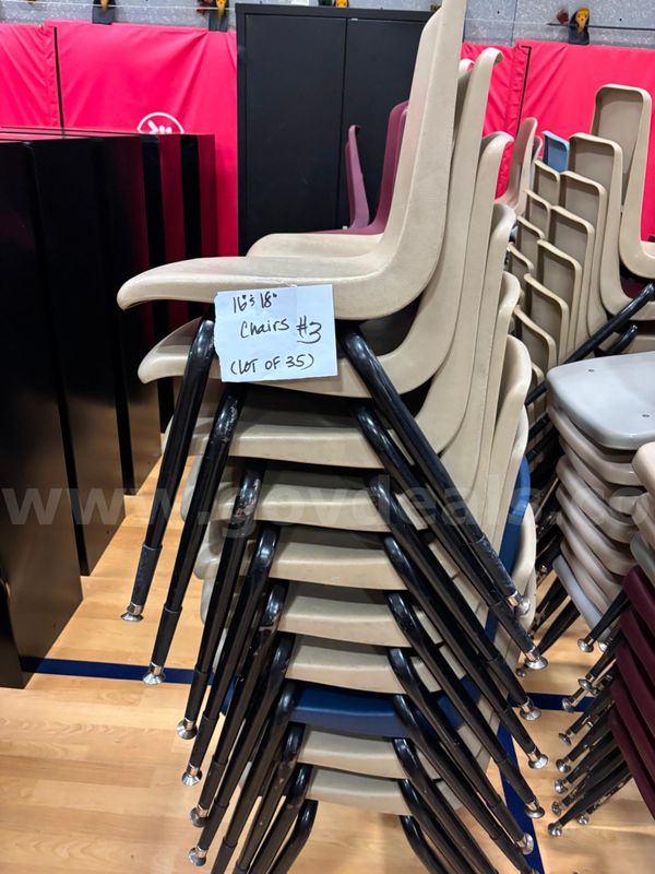 Student Chairs #3 16" &18" (Lot of 35) UWE