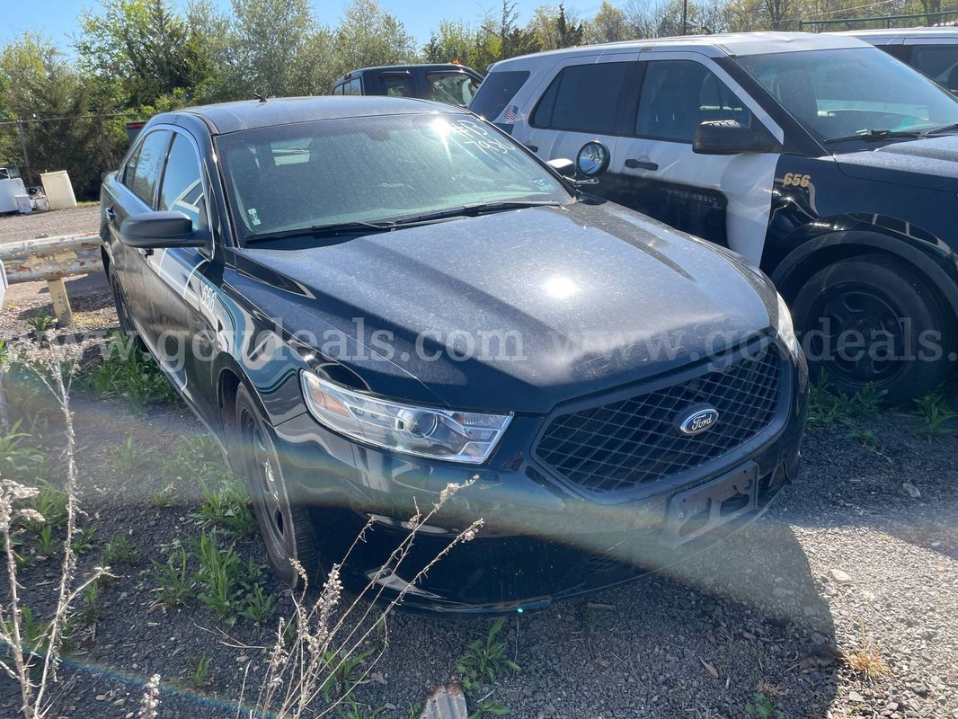 2014 Ford Taurus