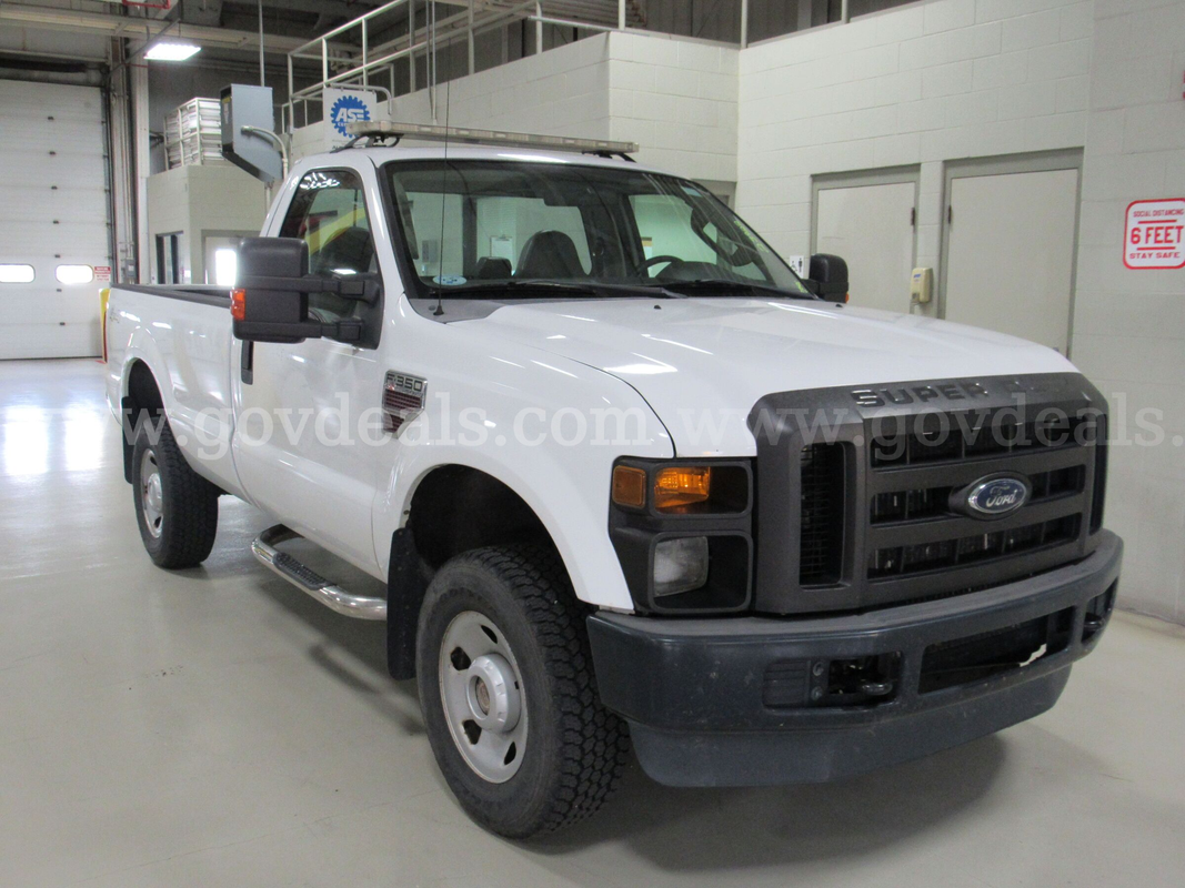 2009 Ford F-350 SD XL 8FT BED 4WD