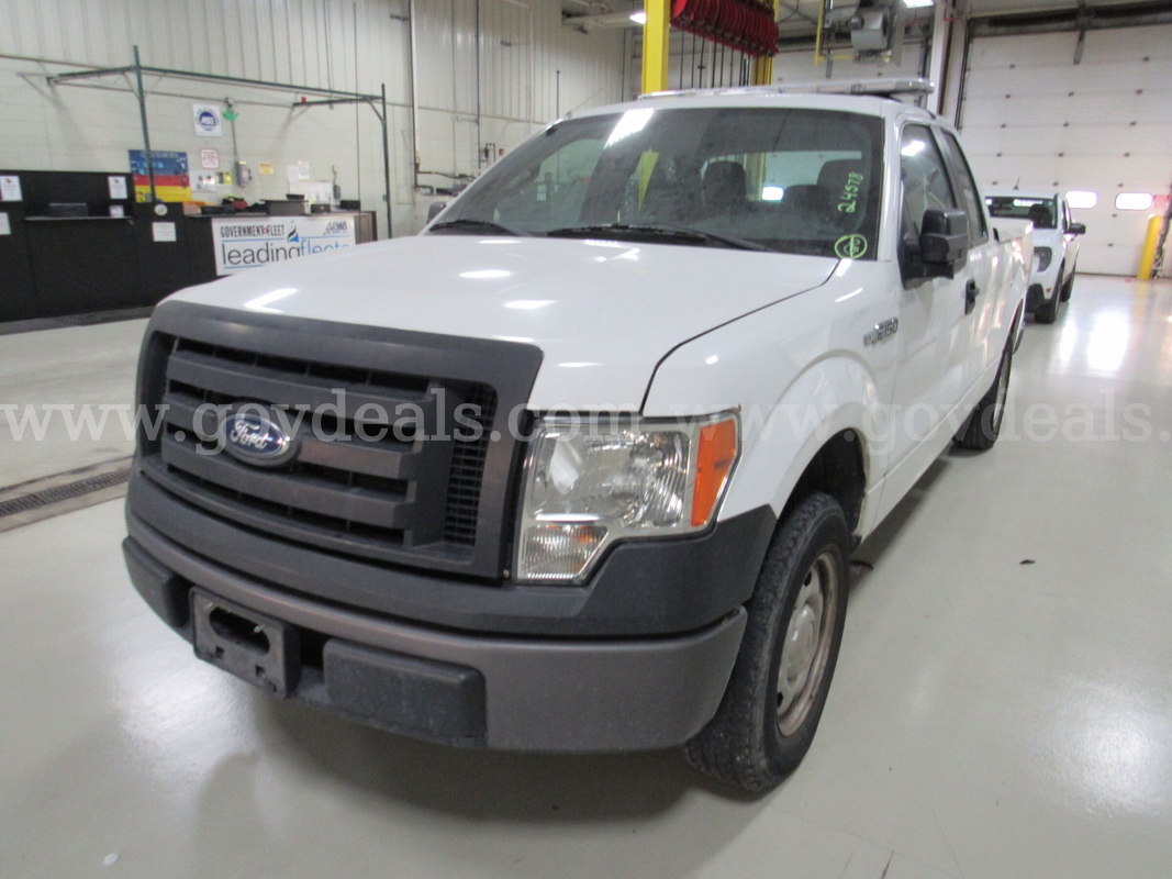 2011 Ford F-150 XL SuperCab 6.5-ft. Bed 2WD