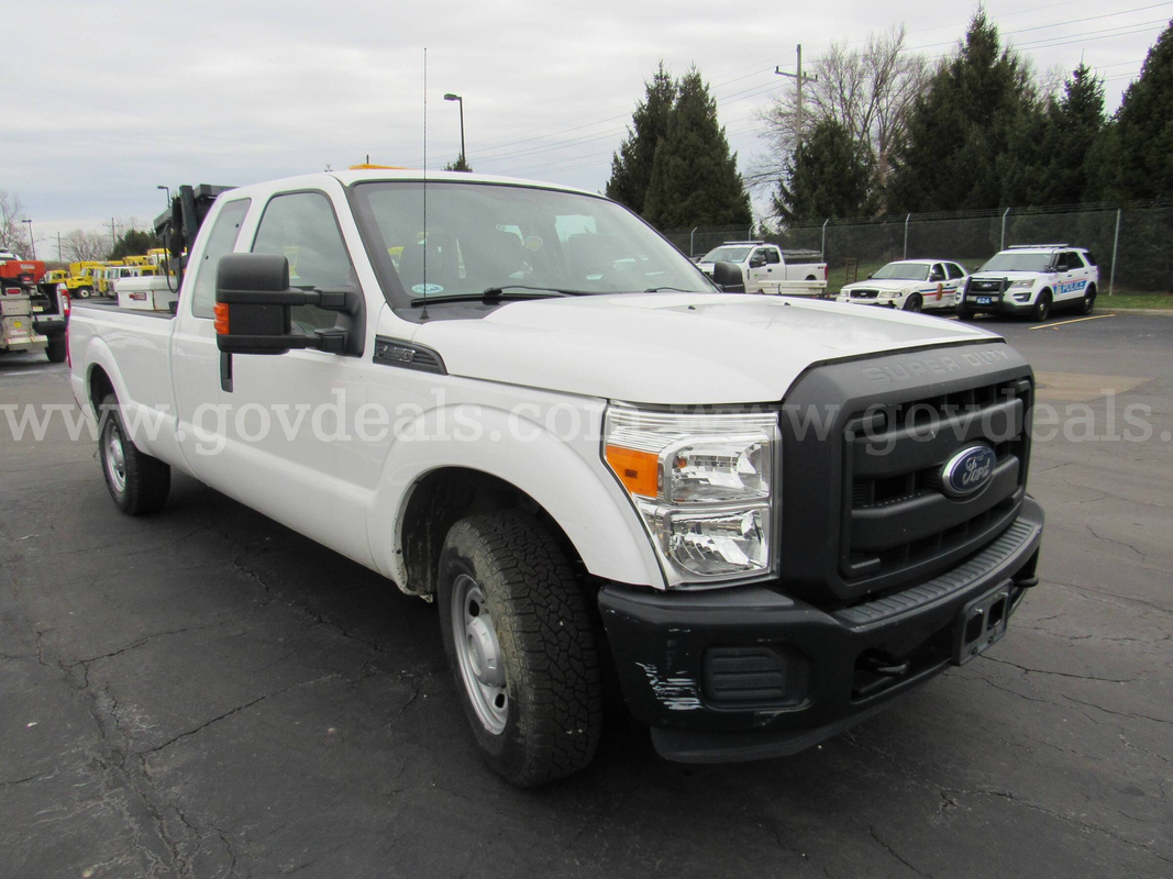 2014 Ford F-250 SD XL SuperCab Long Bed 2WD