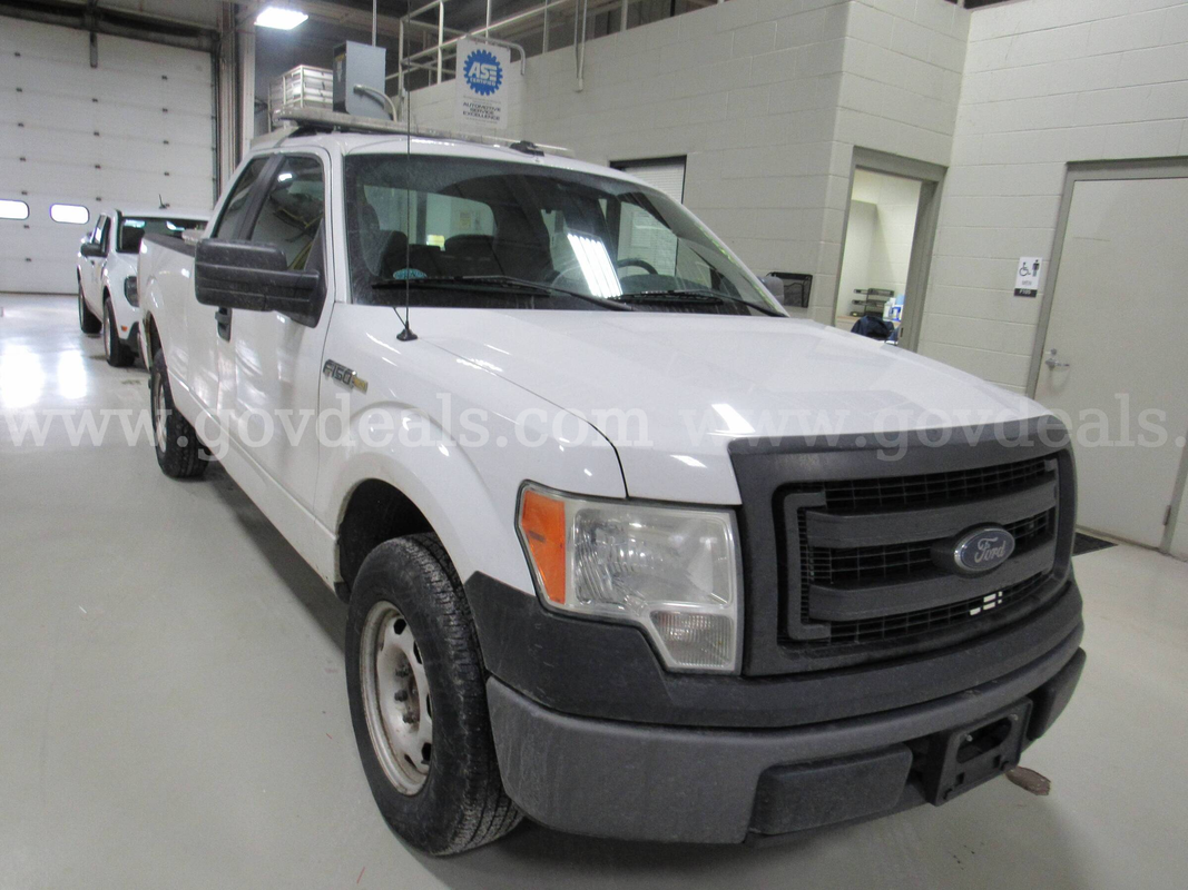 2014 Ford F-150 XL SuperCab 6.5-ft. Bed 2WD