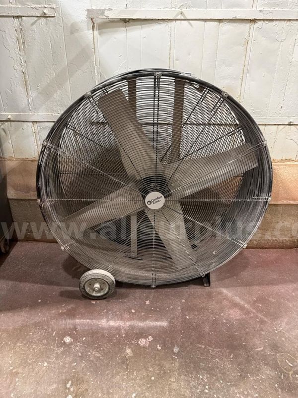 Floor fan