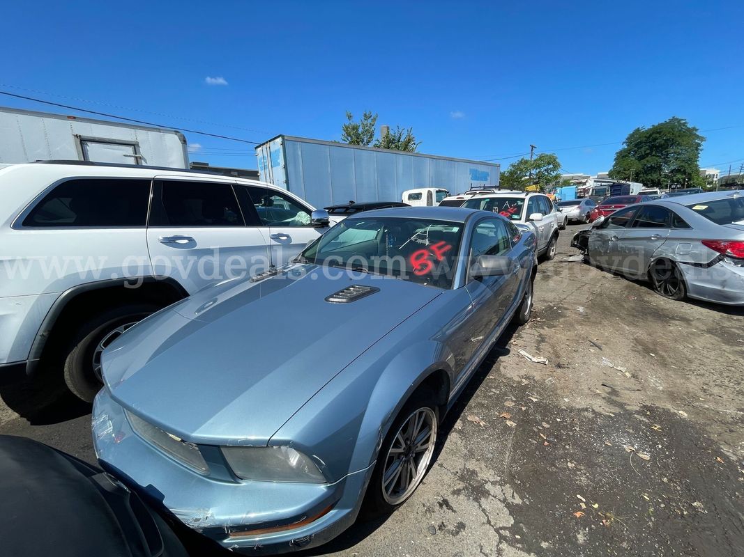 2005 Ford Mustang