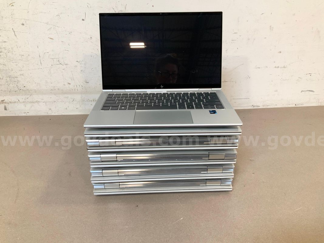 10 HP Zbook x360 1030 G8 i5