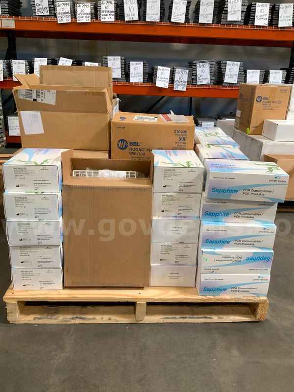 Assorted Medical Equipment