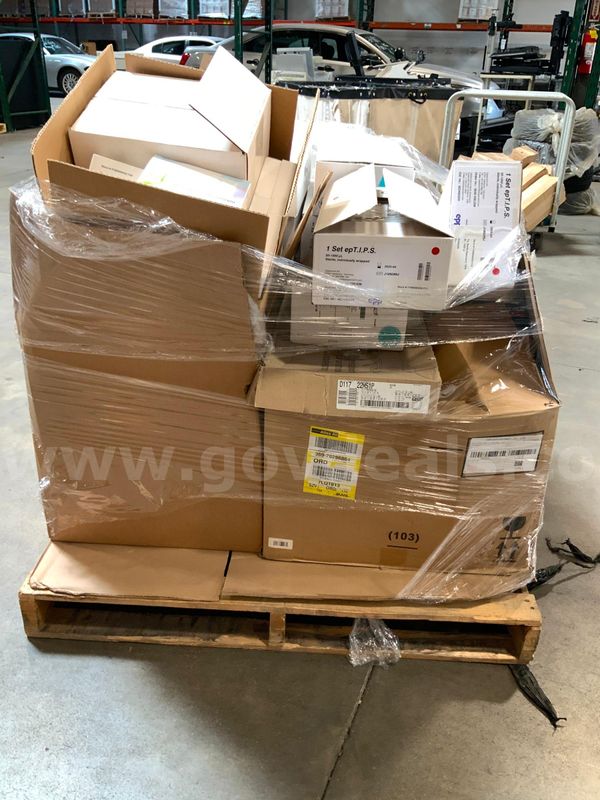 Assorted Medical Equipment