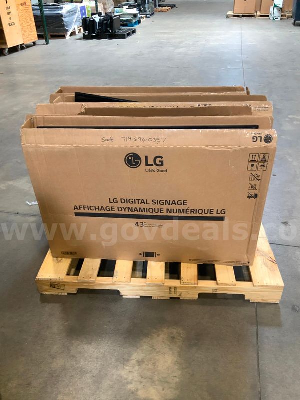 4 - 43" TV's