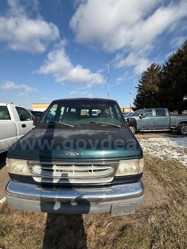 1998 Ford Club Wagon