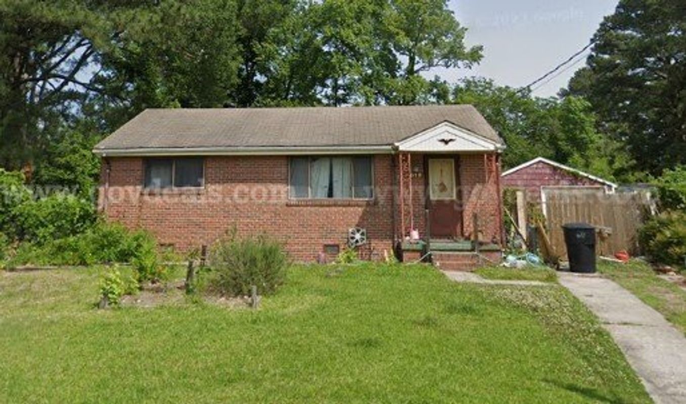 612 Apache Rd, Portsmouth, VA