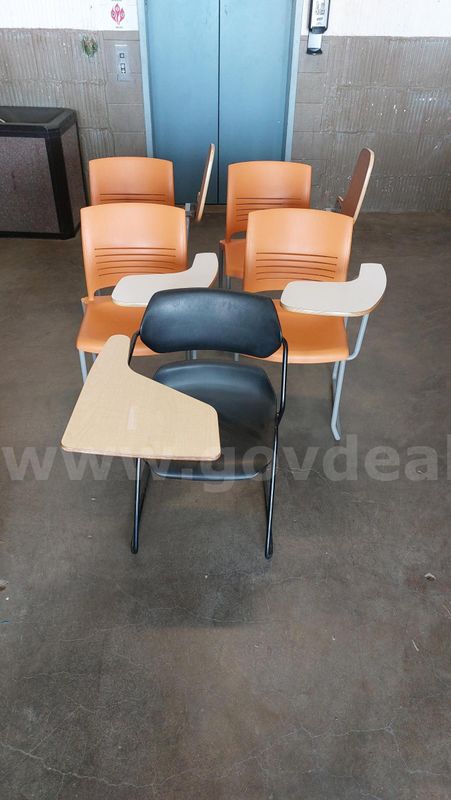 5x Classroom Desks