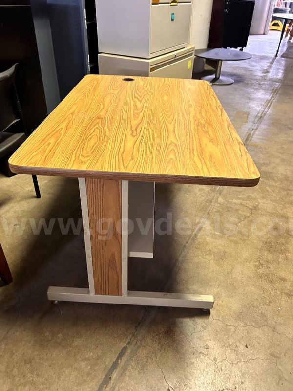 Office desk - Woodgrain & metal frame