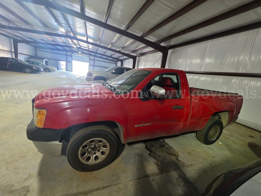 2013 GMC Sierra 1500 Work Truck 2WD