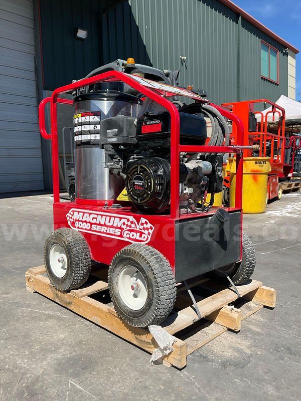 New 2026 Magnum 4000 Series Gold Hot Water Pressure Washer