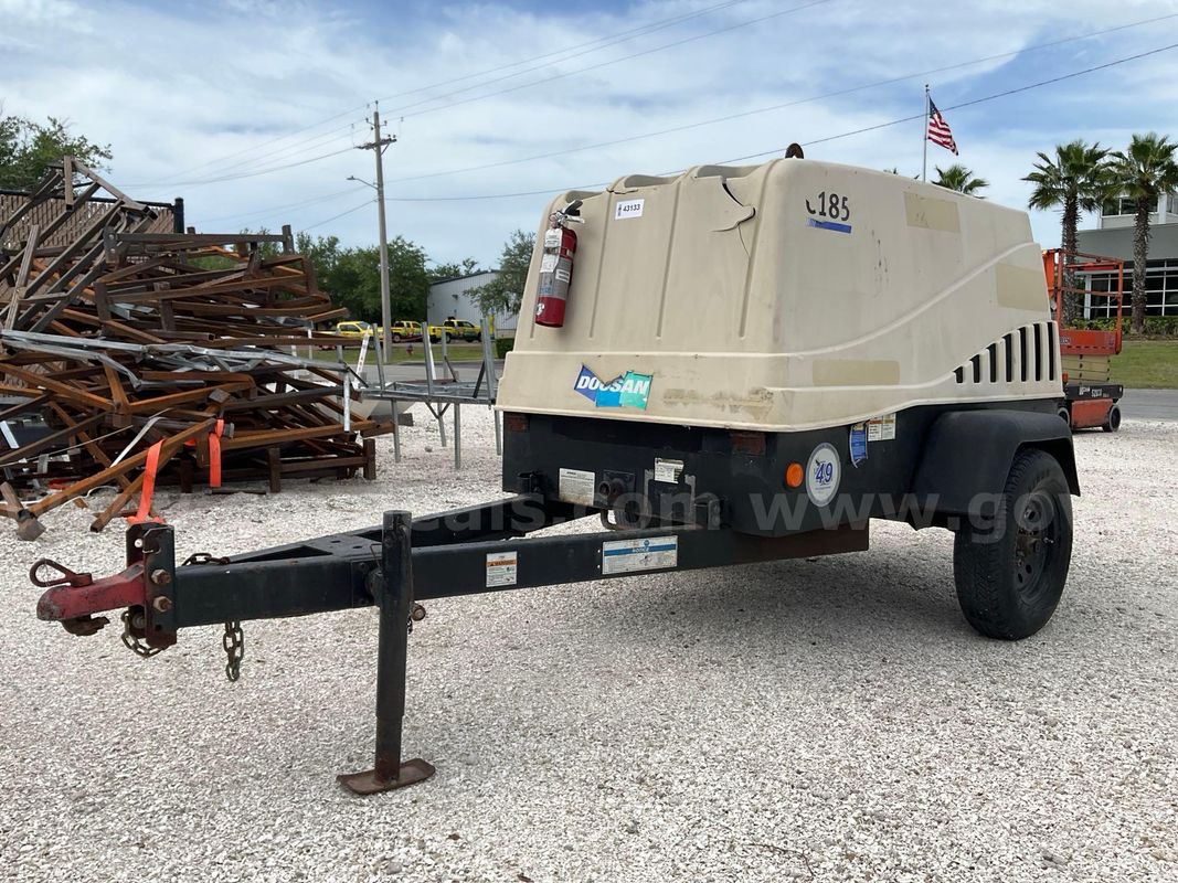 2018 Doosan Infracore Portable Air Compressor Model C185wdz-T4f, Diesel